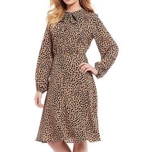 Gibson Latimer Beige Leopard Print Neck Tie Dress Women’s Size 6 EUC Classic